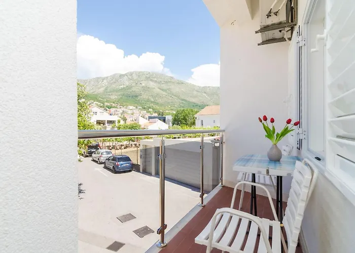 & Bari I -comfort One Bedroom With Balcony And Garden View Preko-5 Apartament
