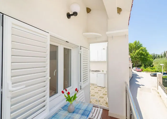 & Bari I -comfort One Bedroom With Balcony And Garden View Preko-5 Mlini